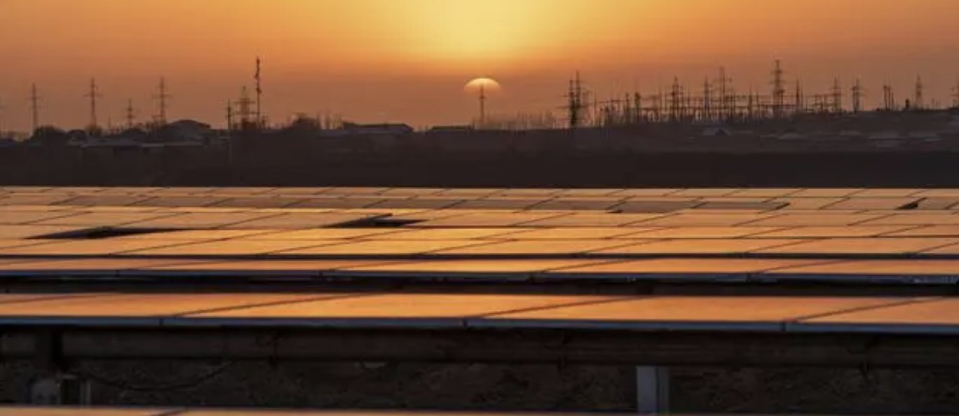 Melawat Projek Fotovoltaik Samarkand di Uzbekistan